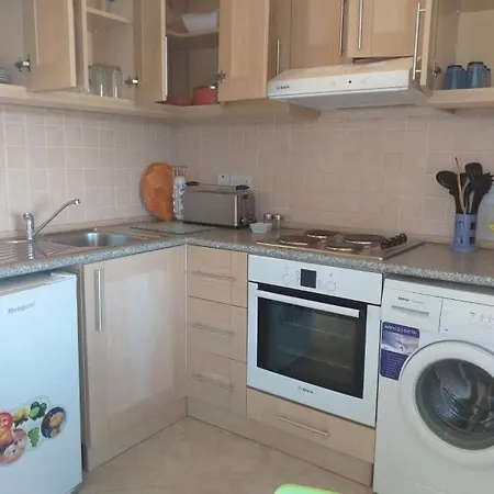 Jade F Bl. Zemin D - 6 *