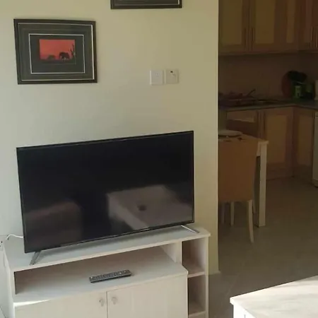 Jade F Bl. Zemin D - 6