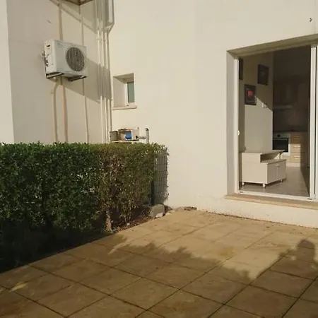 Jade F Bl. Zemin D - 6 *